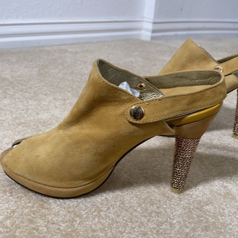 Women’s Suede Peep Toe High Heels with Chain Like Heel design - Picture 9 of 14